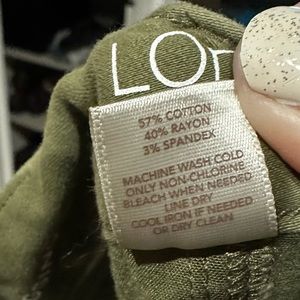 Skinny pants in army green stretchy